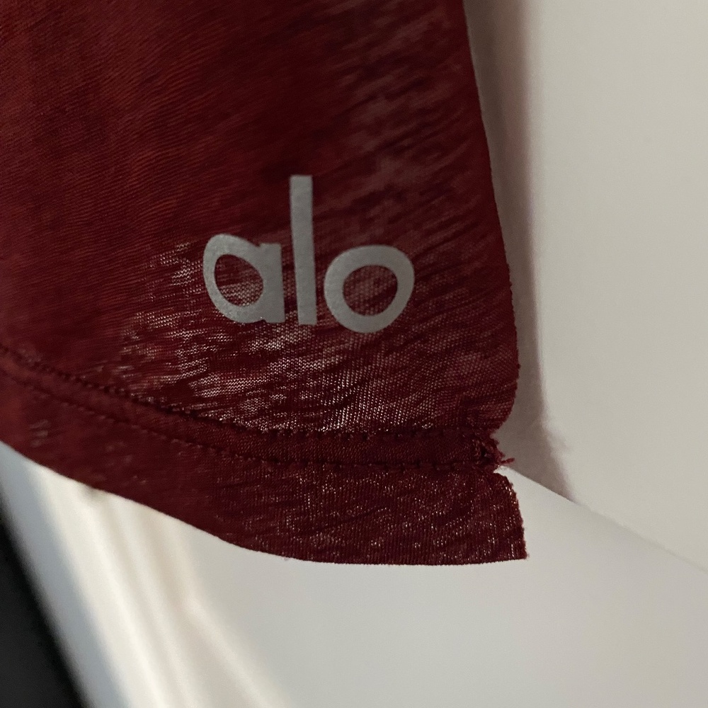 Alo top - Picture 2 of 2